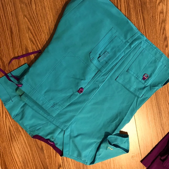 carhartt scrubs